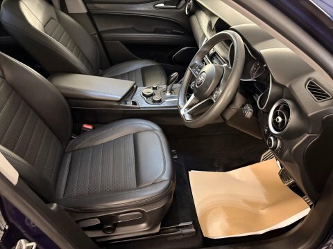 Alfa Romeo Stelvio 2.0T Nero Edizione  #3