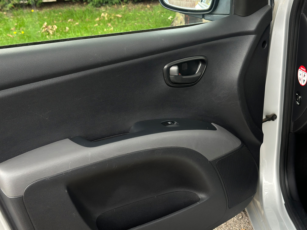 Hyundai I10 1.2L Classic Grey #20