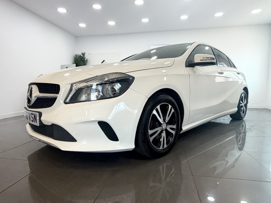 Mercedes-Benz A Class 1.5 A 180 D Se White