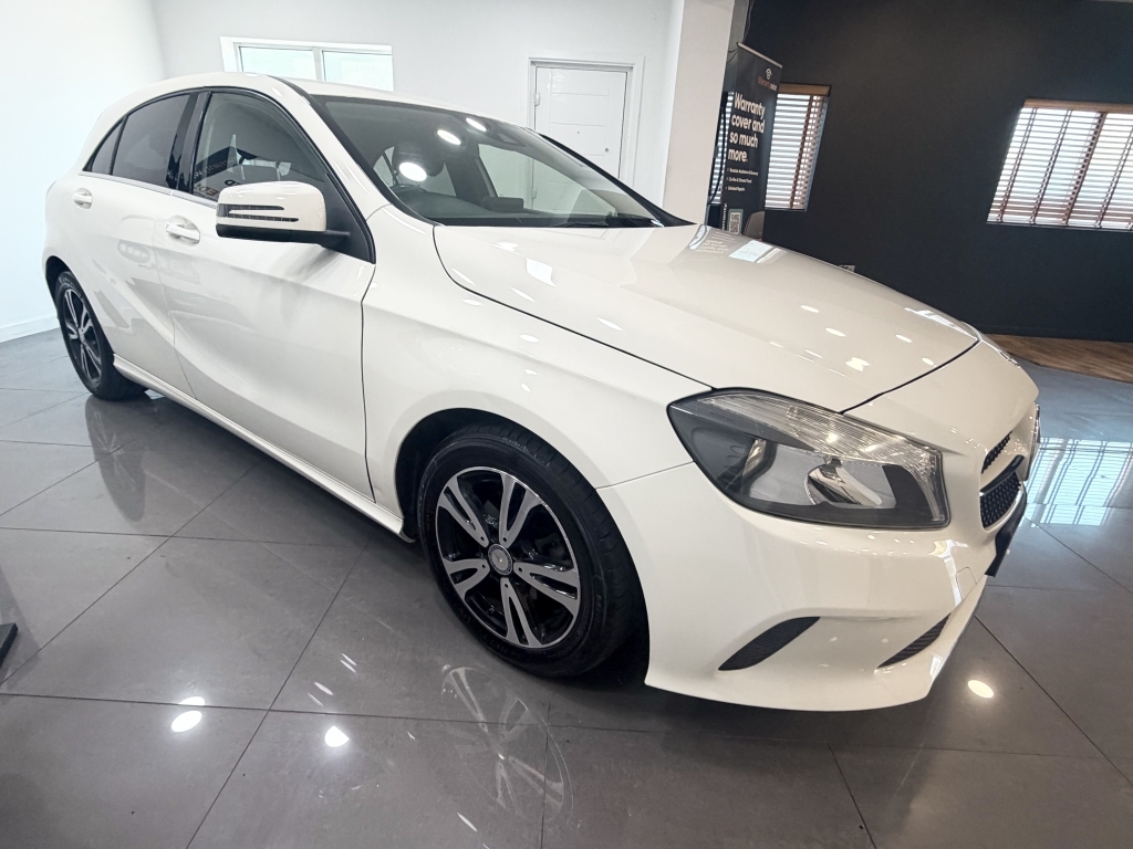 Mercedes-Benz A Class 1.5 A 180 D Se White #5