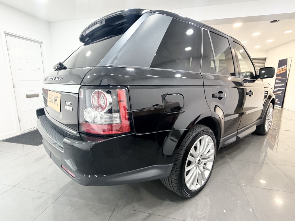 Land Rover Range Rover Sport 3.0 Sdv6 Hse Black #4