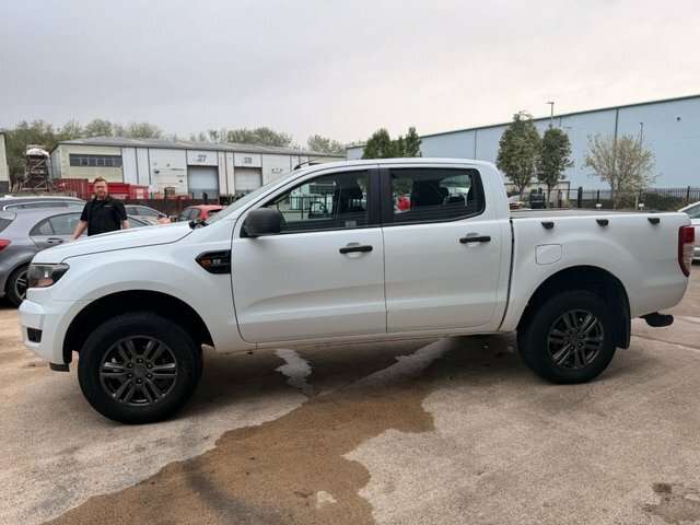 Ford Ranger 2.2 Tdci XL Pickup Double Cab 4W White #5