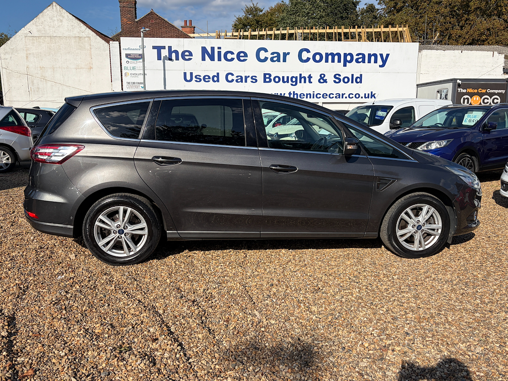 Ford S-Max 2.0 L Titanium Tdci Grey