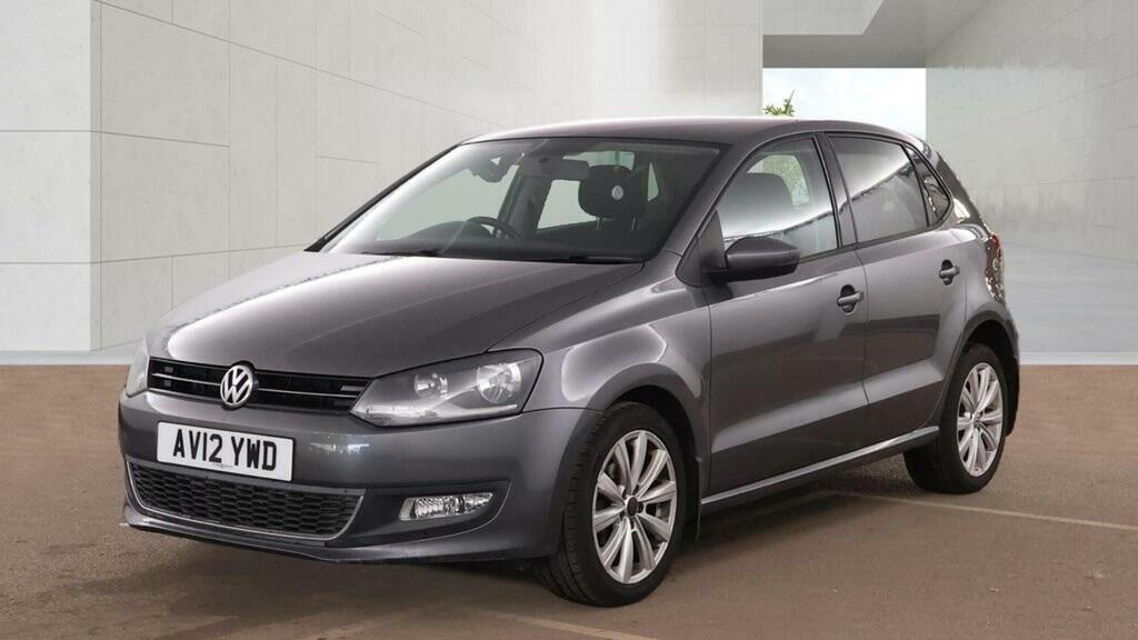 Volkswagen Polo Match Silver #4