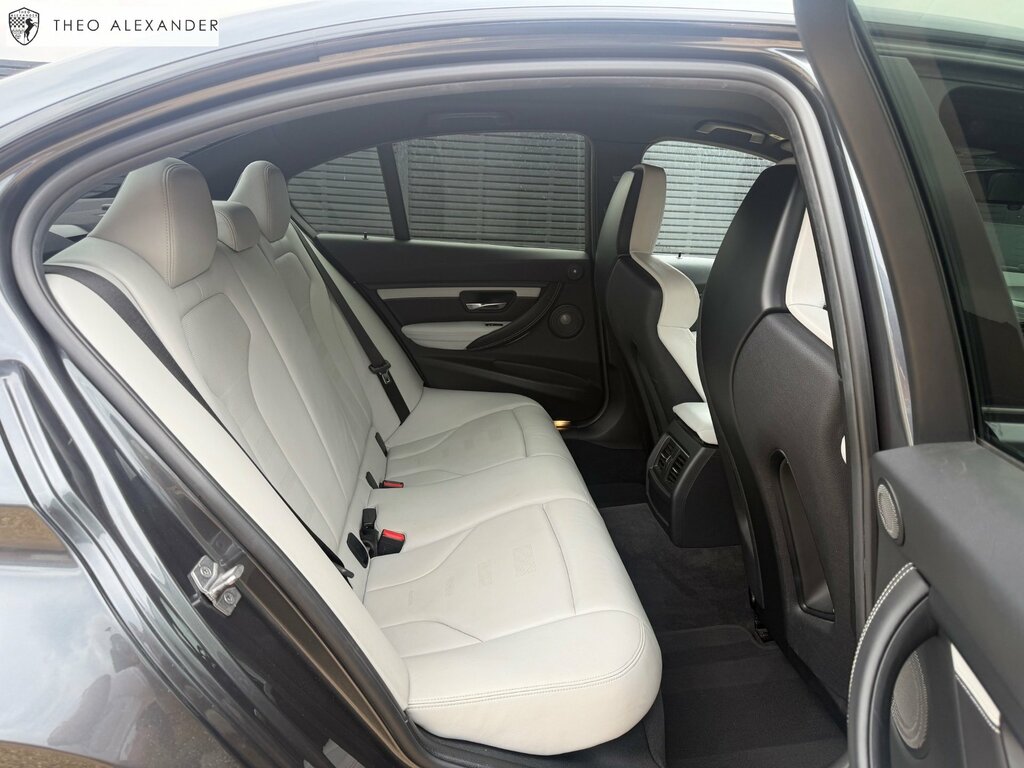 BMW M3 3.0 M3 Competition Package 444 Bhp White #17