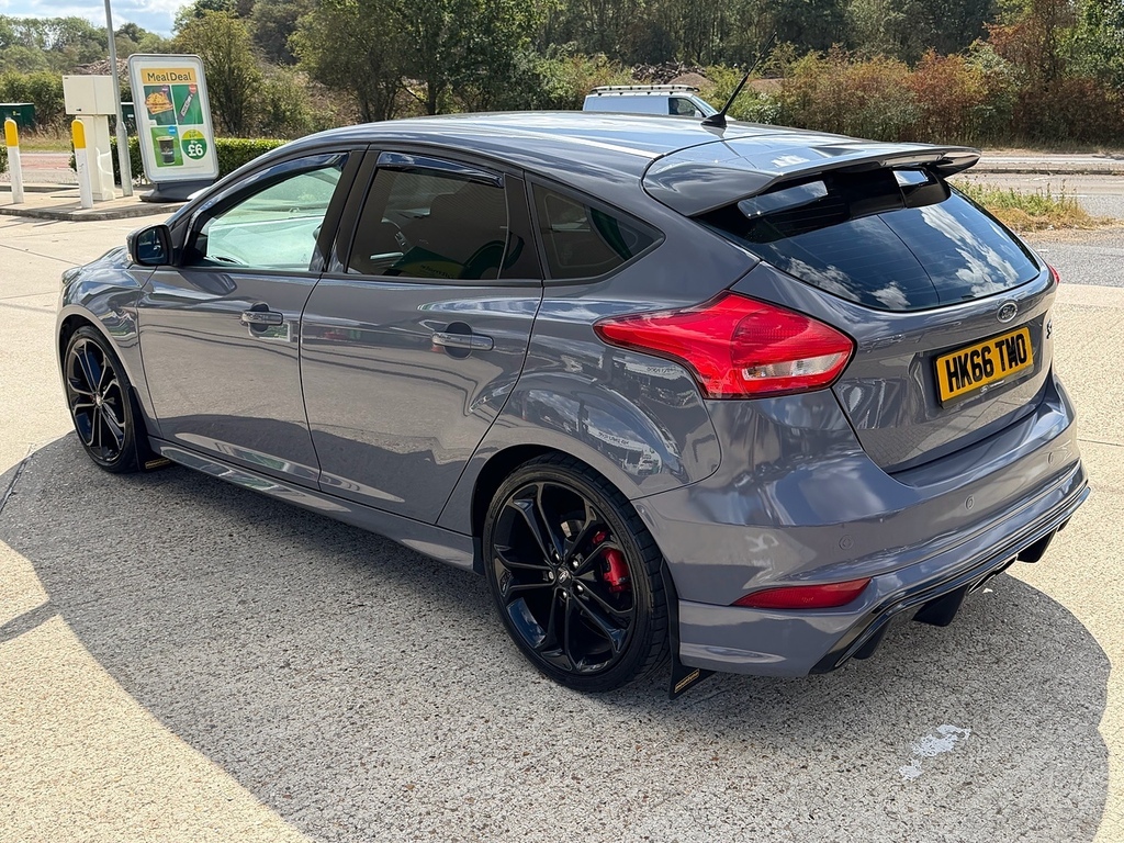 Ford Focus 2.0T Ecoboost St-3 Hatchback Eur Grey #6