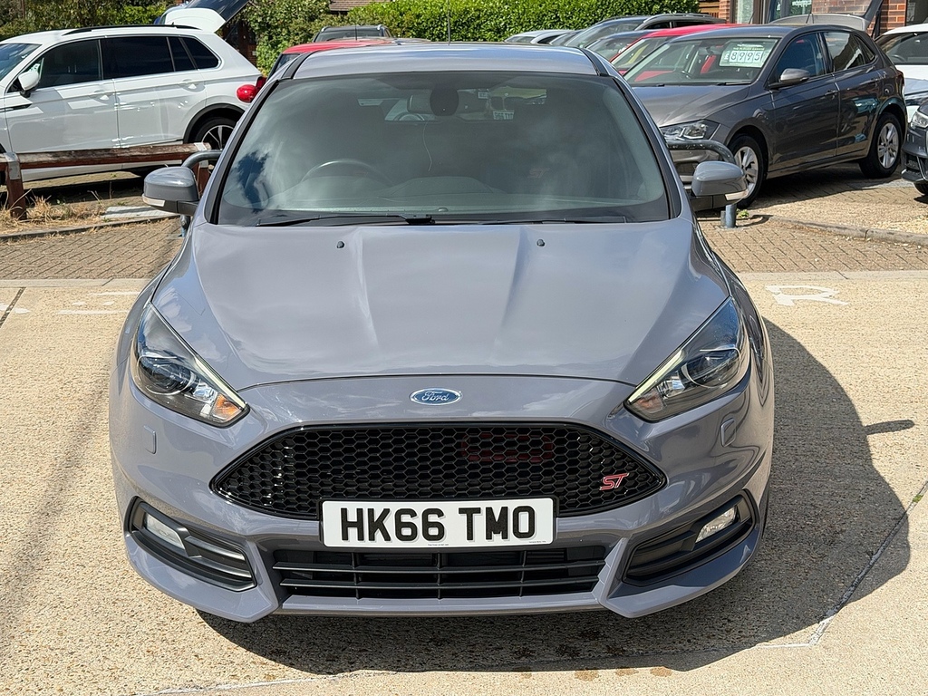 Ford Focus 2.0T Ecoboost St-3 Hatchback Eur Grey #2