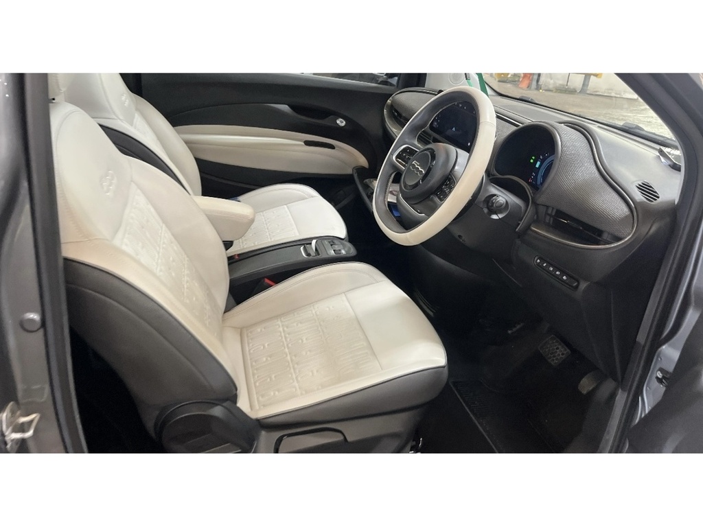 Fiat 500E 42Kwh La Prima Hatchback 118 Ps Grey #4