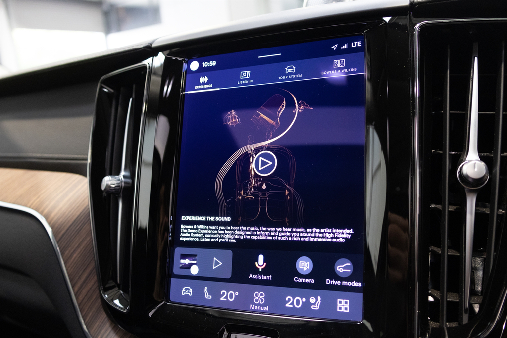 Volvo XC60 R-design Black #22