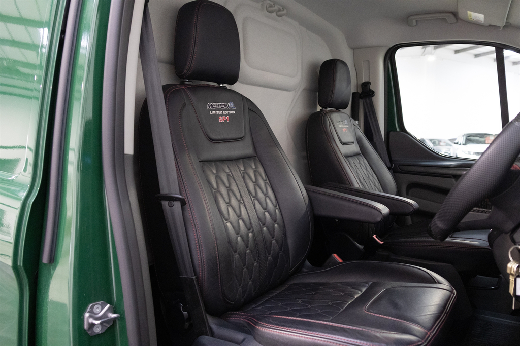 Ford Transit Custom 2.0 Ecoblue 170Ps Low Roof Limited Van Grey #26