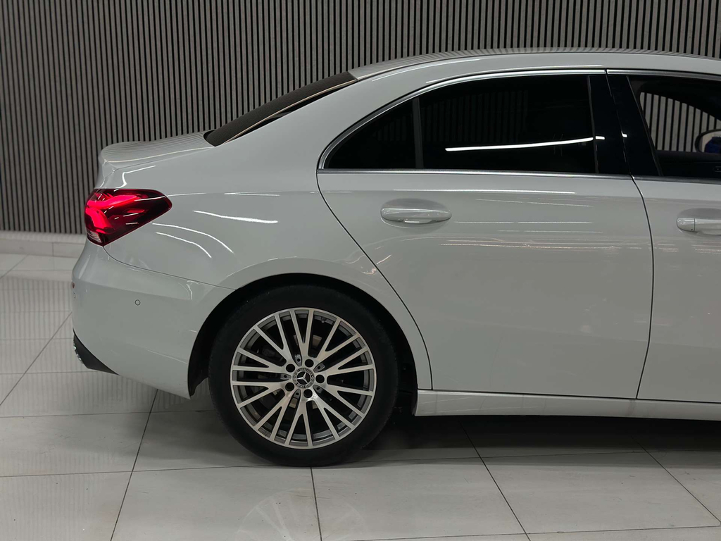 Mercedes-Benz A Class Hatchback White #11