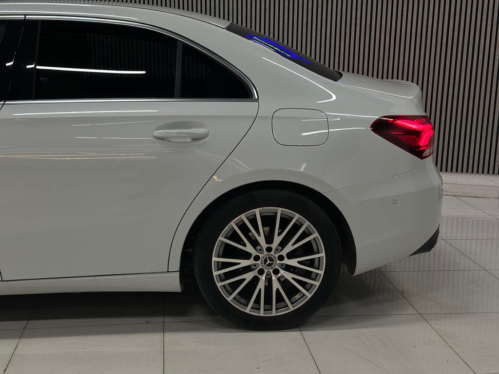 Mercedes-Benz A Class Hatchback White #14