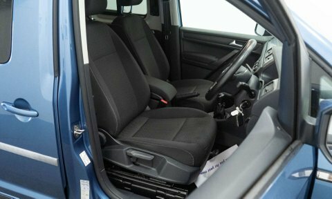 Volkswagen Caddy Maxi Life 2.0 Tdi Dsg White #19