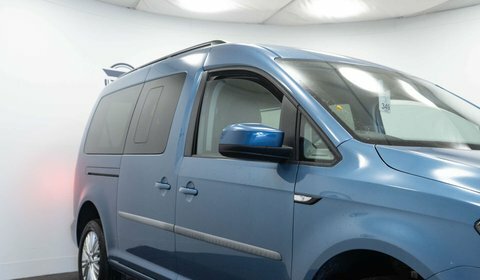 Volkswagen Caddy Maxi Life 2.0 Tdi Dsg White #11