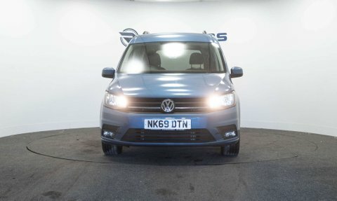 Volkswagen Caddy Maxi Life 2.0 Tdi Dsg White #2