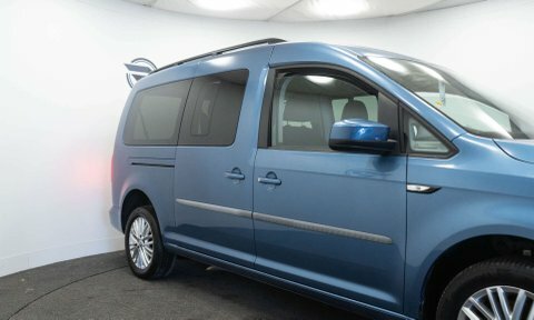 Volkswagen Caddy Maxi Life 2.0 Tdi Dsg White #12