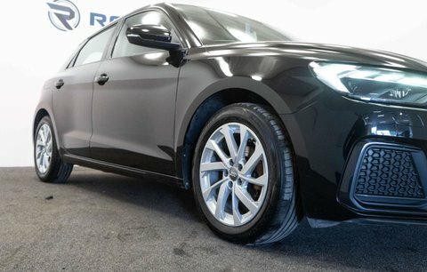 Audi A1 25 Tfsi Sport White #10