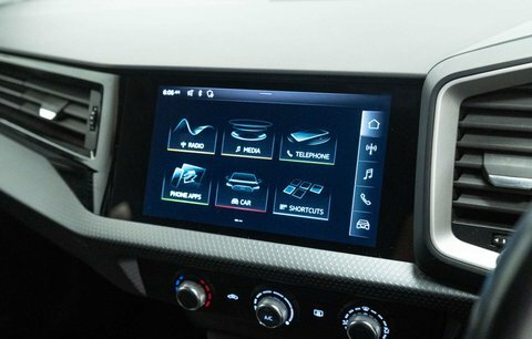 Audi A1 25 Tfsi Sport White #24