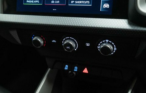 Audi A1 25 Tfsi Sport White #25
