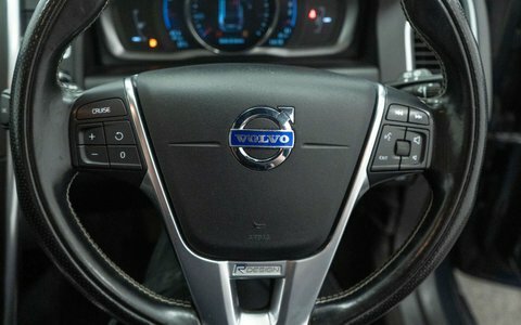 Volvo XC60 2015 15 D5 White #21