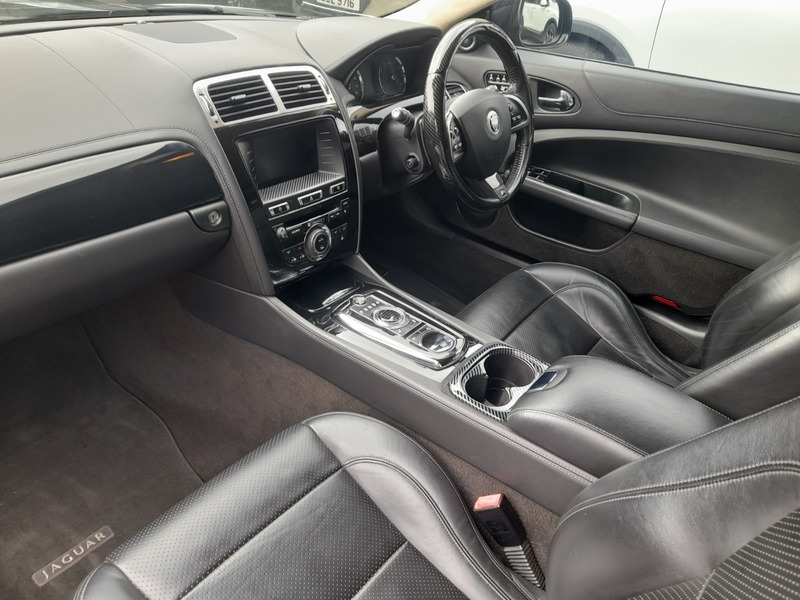 Jaguar XKR Coupe Grey #28