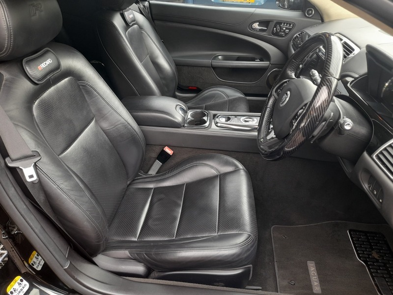 Jaguar XKR Coupe Grey #23