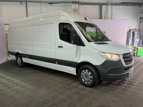 Mercedes-Benz Sprinter 2023 23 2.0 White