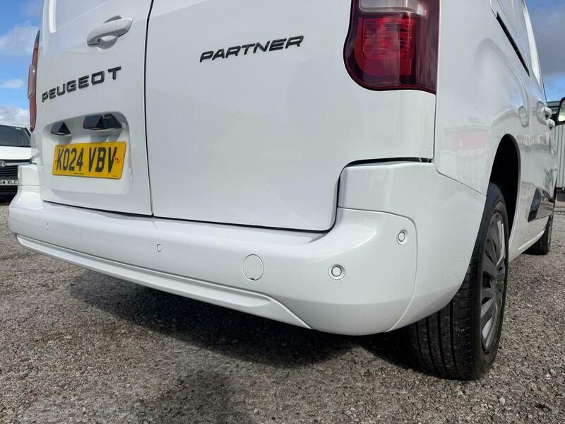 Peugeot Partner 1.5 Bluehdi 950 Professional Long Panel Van 6Dr Di White #44