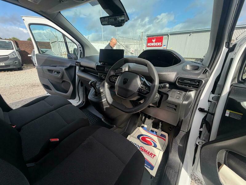 Peugeot Partner 1.5 Bluehdi 950 Professional Long Panel Van 6Dr Di White #39