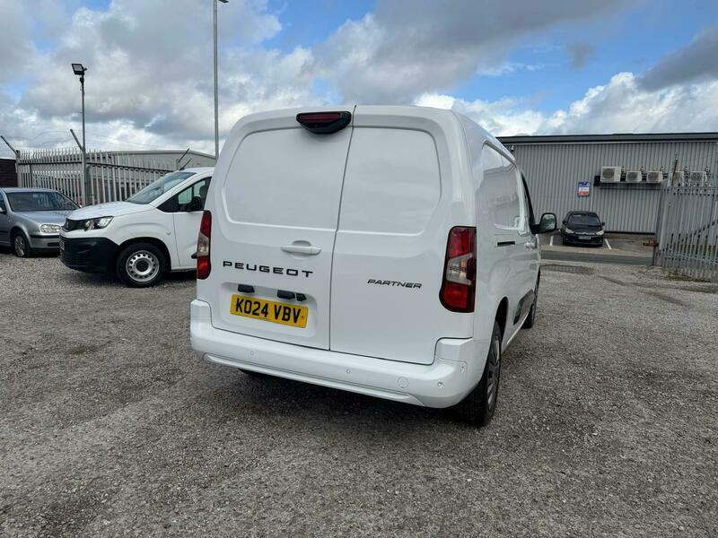 Peugeot Partner 1.5 Bluehdi 950 Professional Long Panel Van 6Dr Di White #9