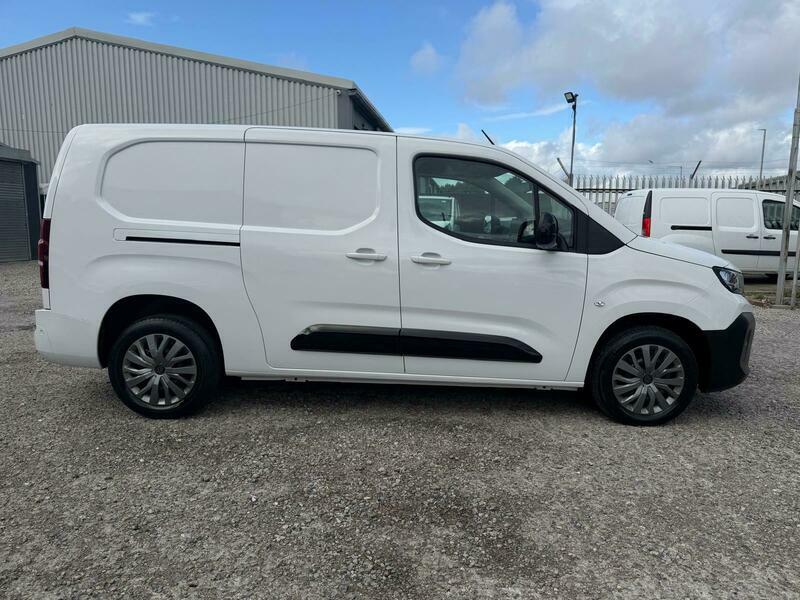 Peugeot Partner 1.5 Bluehdi 950 Professional Long Panel Van 6Dr Di White #13