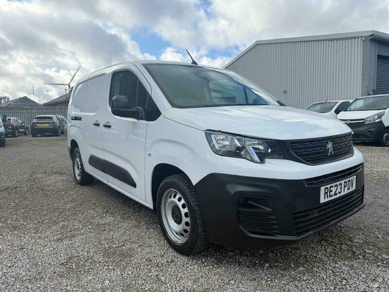Peugeot Partner Bluehdi Professional Premium Plus White #5