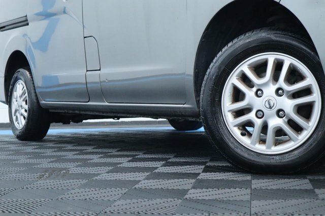 Nissan NV200 Mpv Grey #3