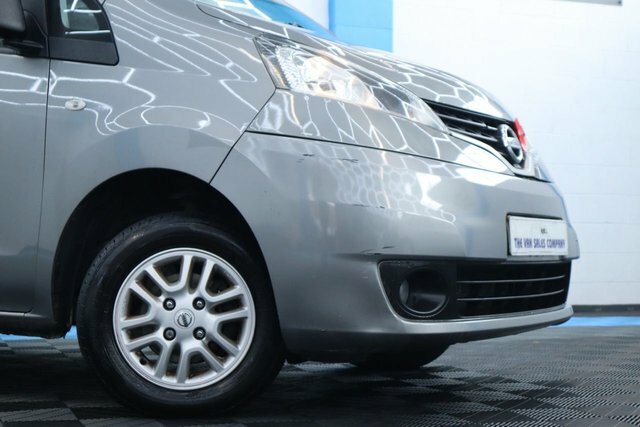 Nissan NV200 Mpv Grey #2