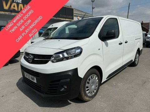 Vauxhall Vivaro 1.5 Vivaro 2900 White