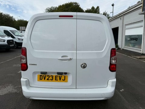 Vauxhall Combo L1h1 2300 Prime White #8