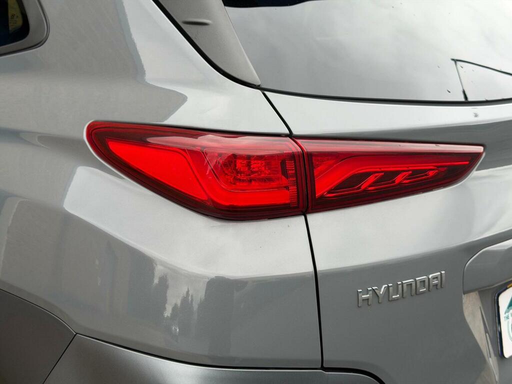 Hyundai Kona Hatchback Blue #33