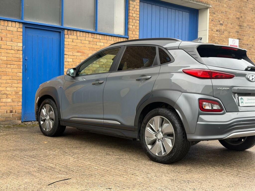 Hyundai Kona Hatchback Blue #13