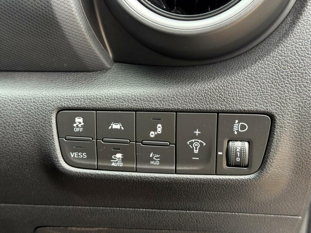 Hyundai Kona Hatchback Blue #20