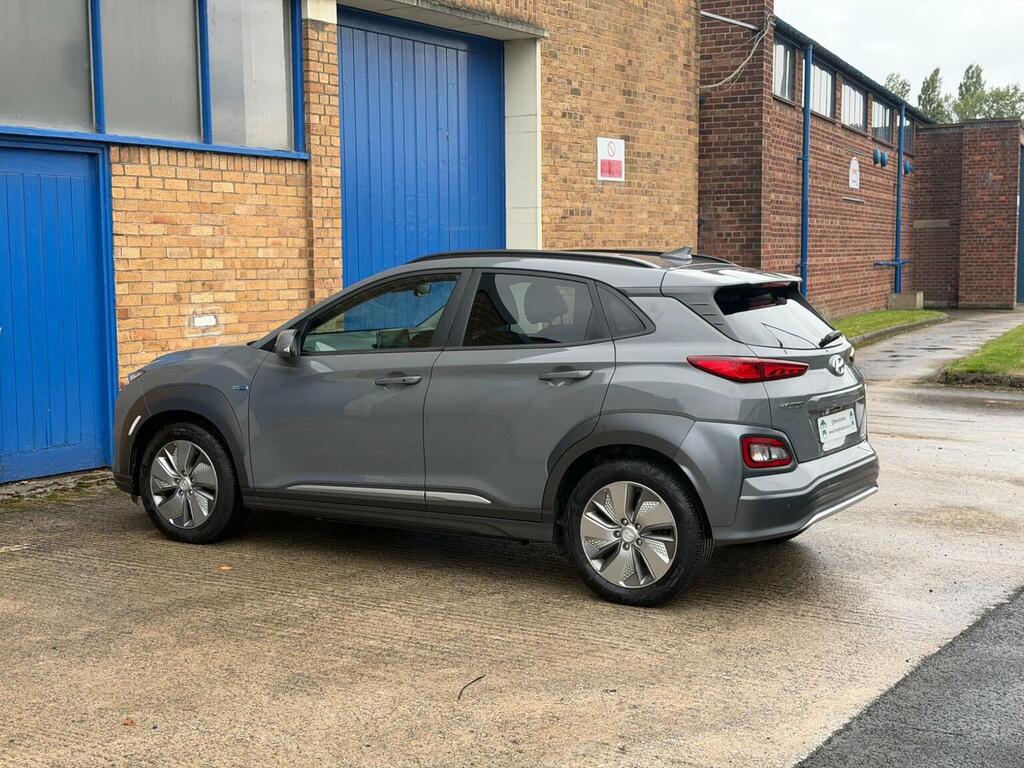 Hyundai Kona Hatchback Blue #36