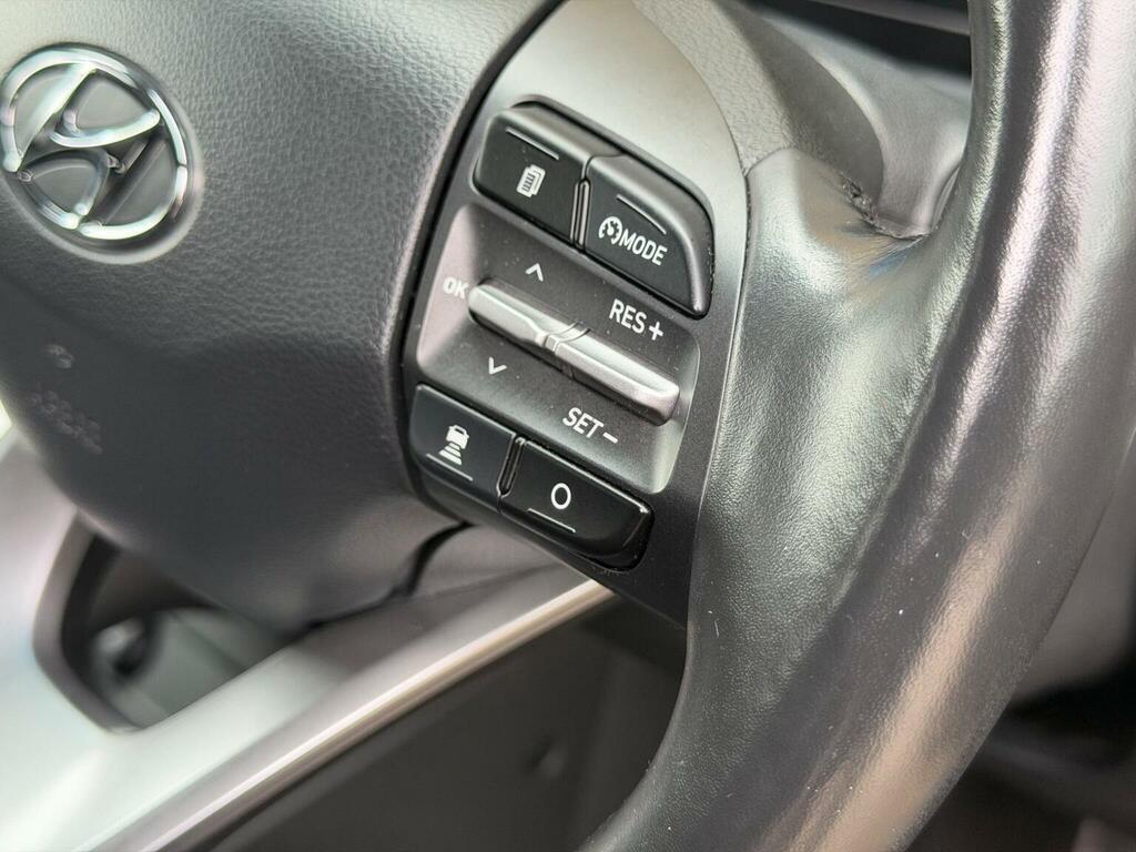 Hyundai Kona Hatchback Blue #23