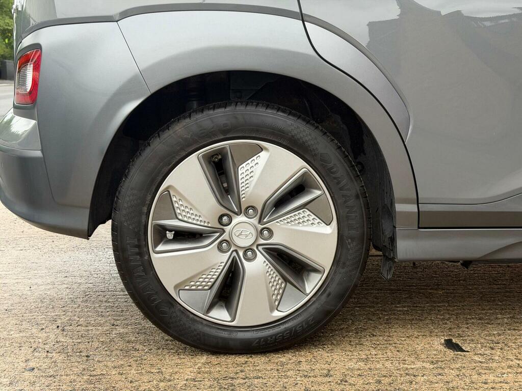 Hyundai Kona Hatchback Blue #47