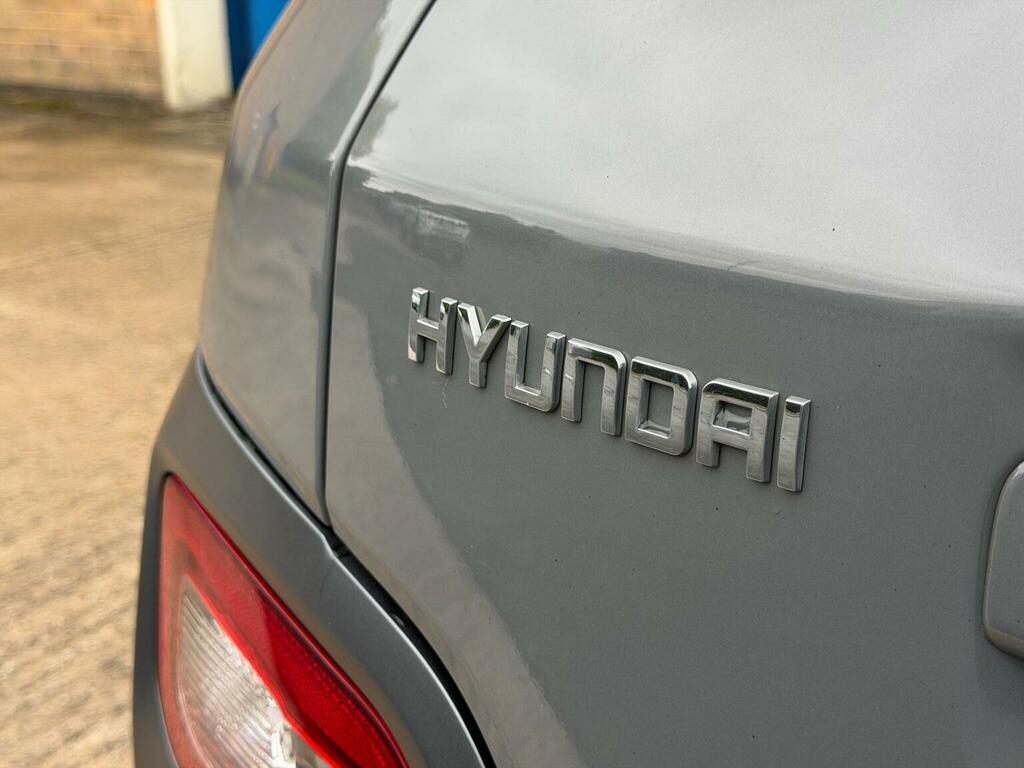 Hyundai Kona Hatchback Blue #32