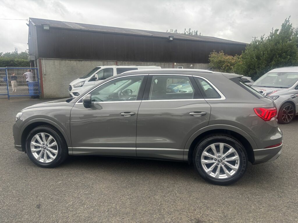 Audi Q3 35 Tfsi Sport WP19SKU Grey #4