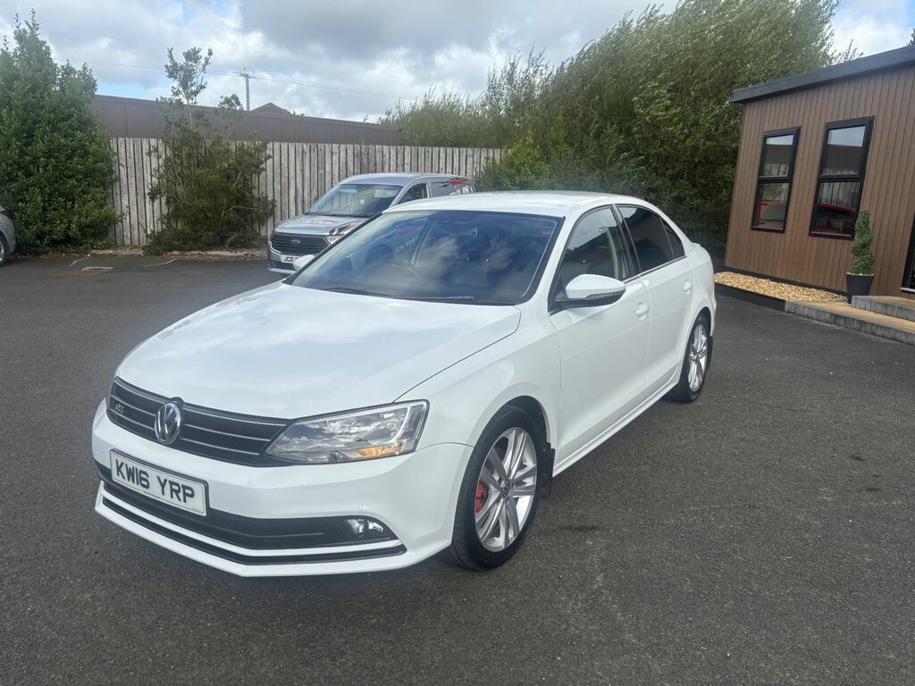 Volkswagen Jetta 2.0 Tdi 150 Gt White #2