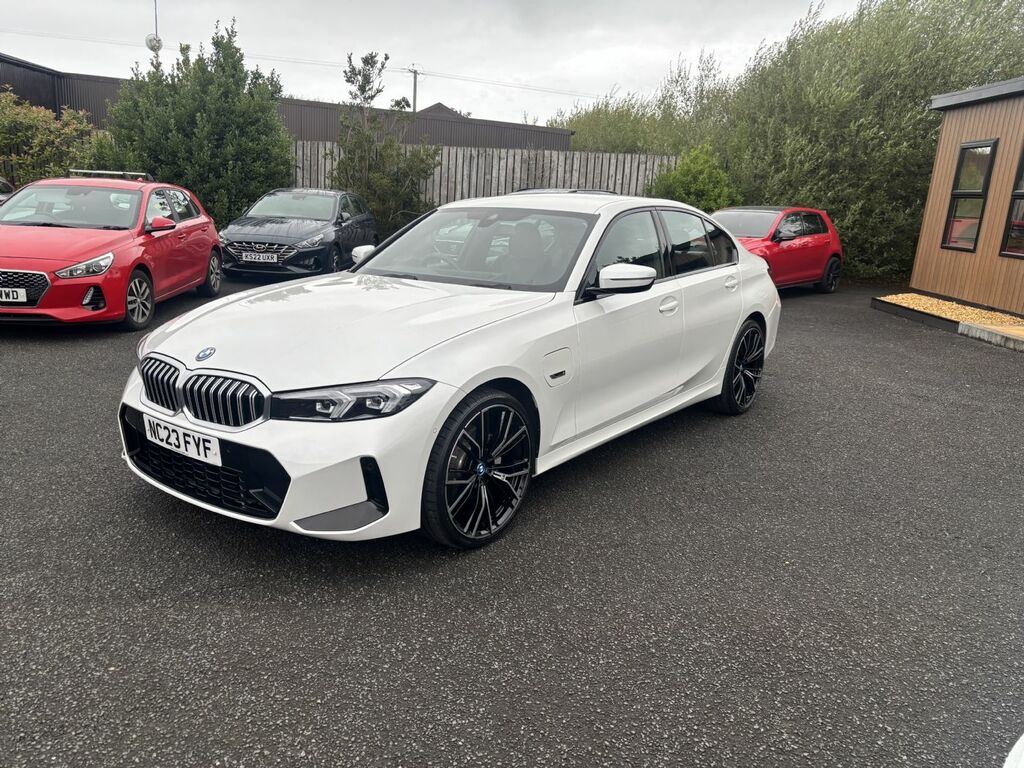 BMW 3 Series 330E M Sport Step White