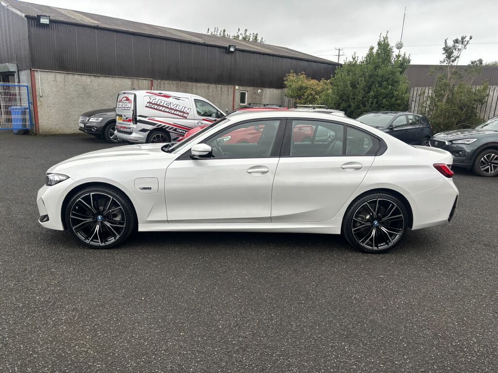 BMW 3 Series 330E M Sport Step White #4