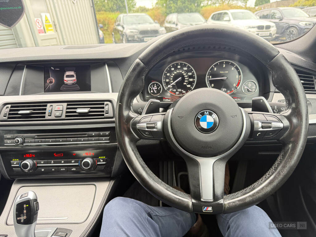 BMW 5 Series Black #10