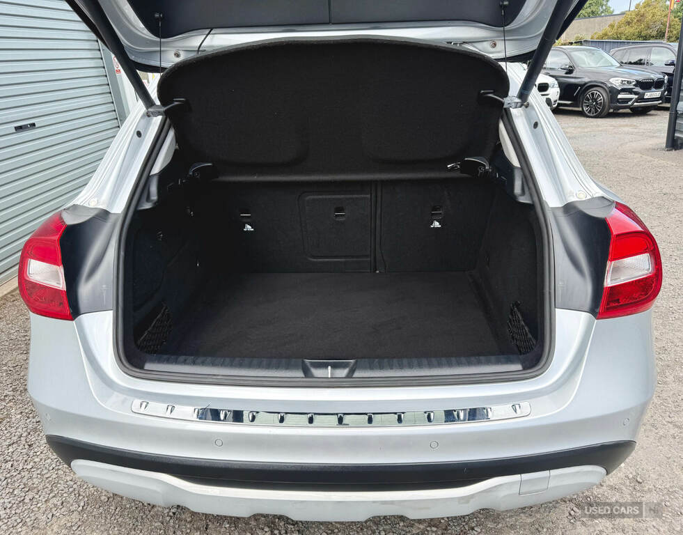 Mercedes-Benz GLA Class Gla 200D Se Executive Silver #5