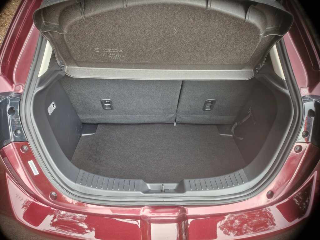 Mazda 2 1.5 75 Se-l White #8